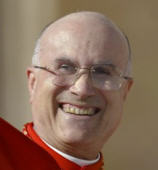 Le cardinal Bertone